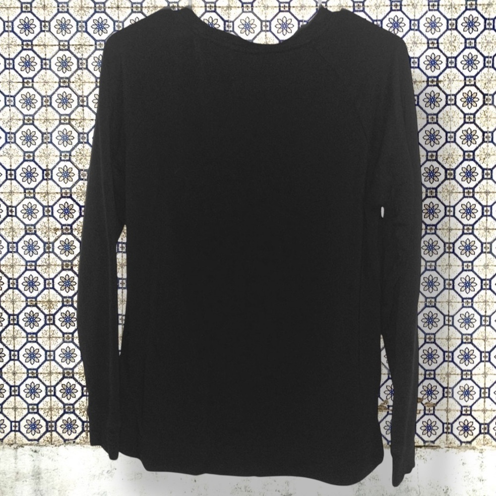 10/$35-𝐓𝐑𝐄𝐍𝐃𝐘 𝐐𝐔𝐄𝐄𝐍 𝐓𝐘𝐄 𝐃𝐘𝐄 𝐒𝐖𝐄𝐀𝐓𝐒𝐇𝐈𝐑𝐓 - Picture 2 of 3